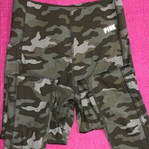 PINK Victoria's Secret Green Camo  women’s leggings